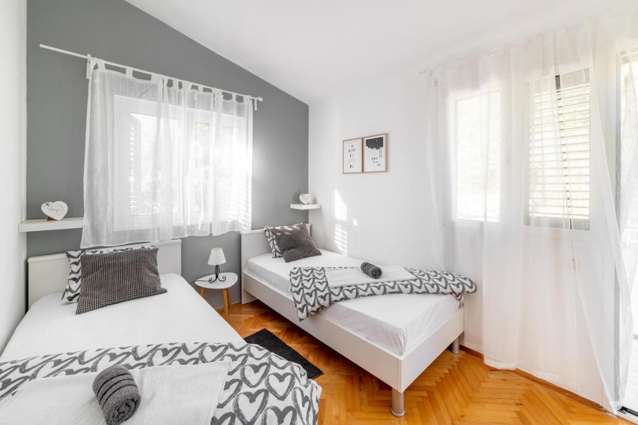 Bobovisca Amare Apartments מראה חיצוני תמונה